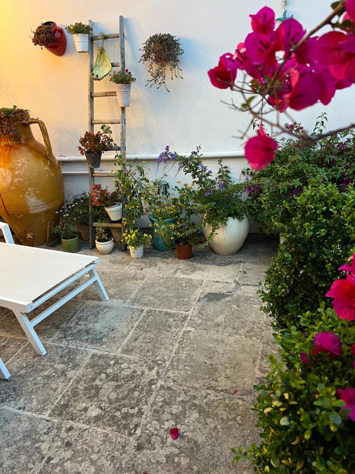 Suite Battisti 7 Lecce Extérieur photo